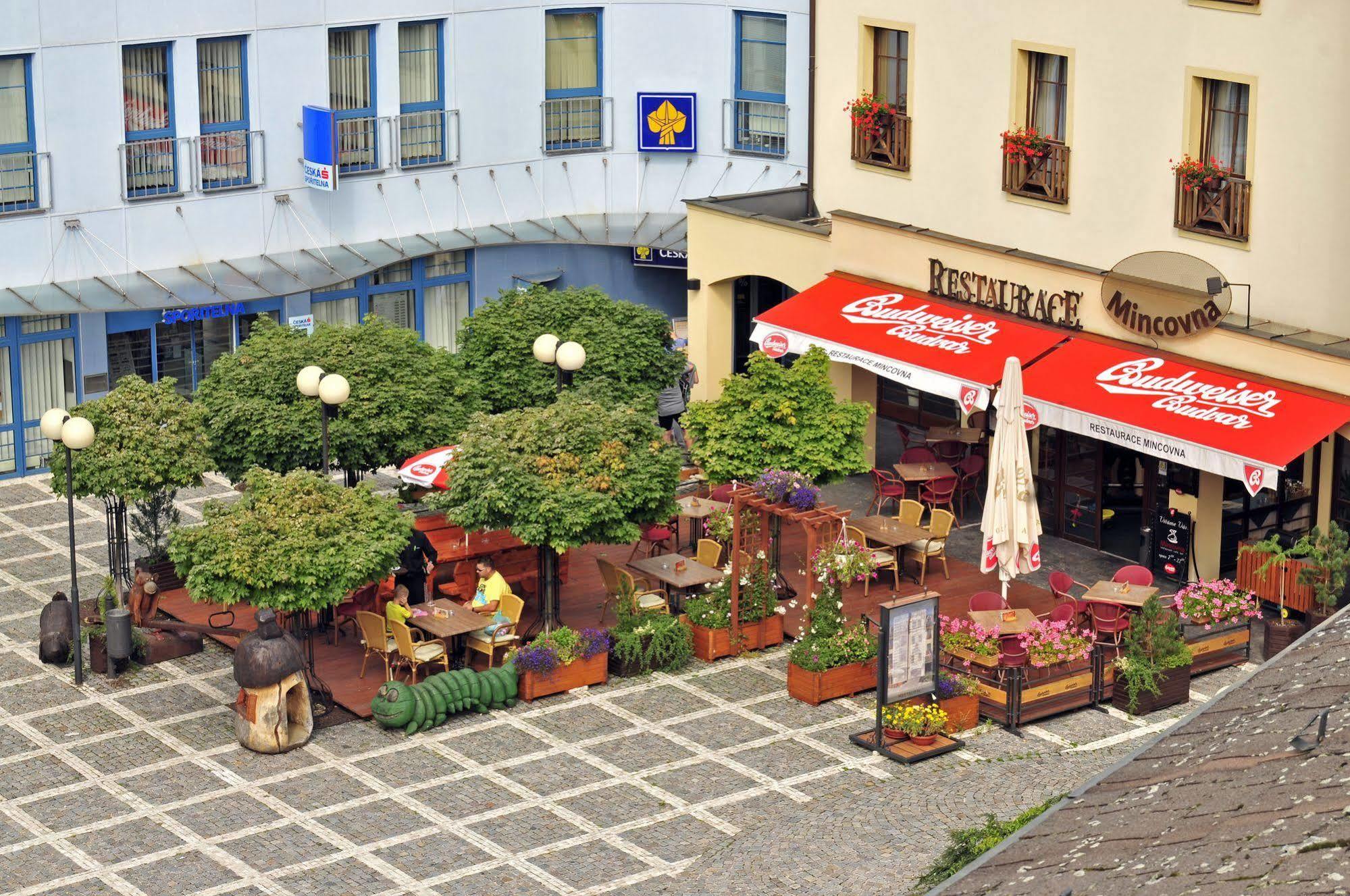 Hotel Gendorf Vrchlabí Esterno foto